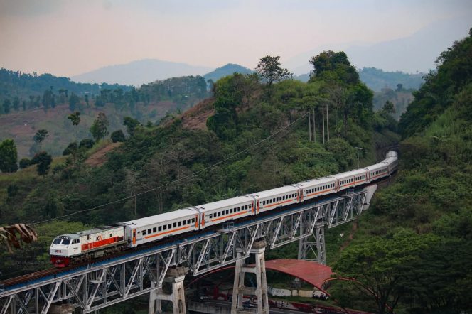 
 Penumpang KA Ciremai Naik 9 Persen pada Januari–Mei 2026, Layani 126.580 Pelanggan