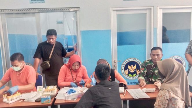 
 Babinsa Dampingi Pemeriksaan Kesehatan Calon Relawan Gizi di Nogosari