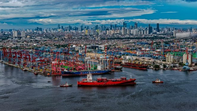 
 Percepat Pemeriksaan Petikemas, Bea Cukai, KSOP dan Pelindo Dukung Kelancaran Logistik Nasional