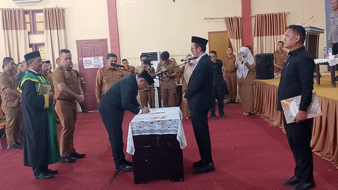 
 Asrul Assani Resmi Dilantik Menjadi Sekda Definitif Pemko Subulussalam