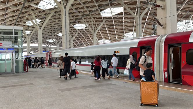 
 Libur Tahun Baru Islam, Penjualan Tiket Whoosh Tembus 10.736, Arus Balik Bandung-Jakarta Mulai Terlihat