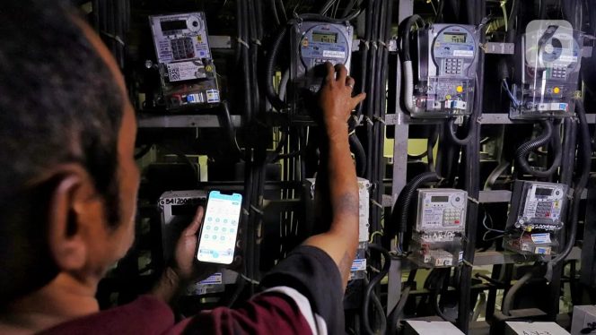 
 Bos PLN Beberkan Kronologi Mati Lampu Jawa, Catatan Blackout RI Masih Menganga