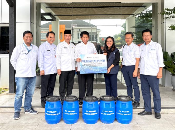 
 Semarak HUT Ke-499 DKI Jakarta, PT PSM Salurkan Bantuan Tong Drop Point untuk Warga Jakarta Utara