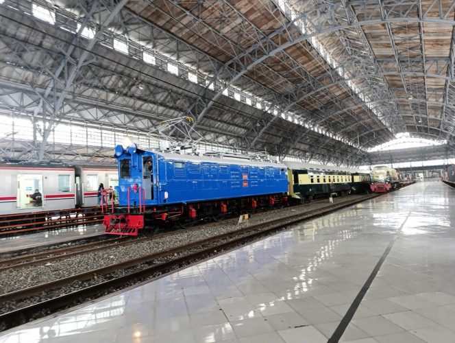 
 Hari Pelaut Sedunia, KAI Soroti Peran Kereta Api dalam Menghubungkan Pelabuhan dengan Pusat Ekonomi