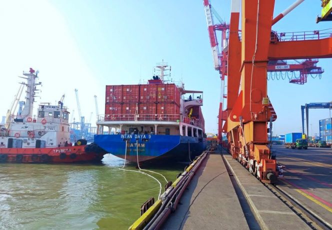 
 Terminal Teluk Lamong Raih Throughput 1,2 Juta TEUs, Dorong Jawa Timur Jadi Gerbang Baru Nusantara
