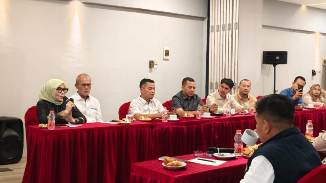
 Anggota DPRA Salmawati Dorong BSI Perkuat Program CSR untuk UMKM, Beasiswa, dan Rumah Singgah Pasien Miskin