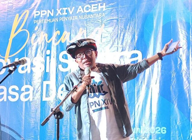 
 Sastrawan Putra Gara Bacakan Puisi “Danau Lut Tawar”, Lahir dari Inspirasi Pagi di Hotel Renggali pada PPN XIV Aceh