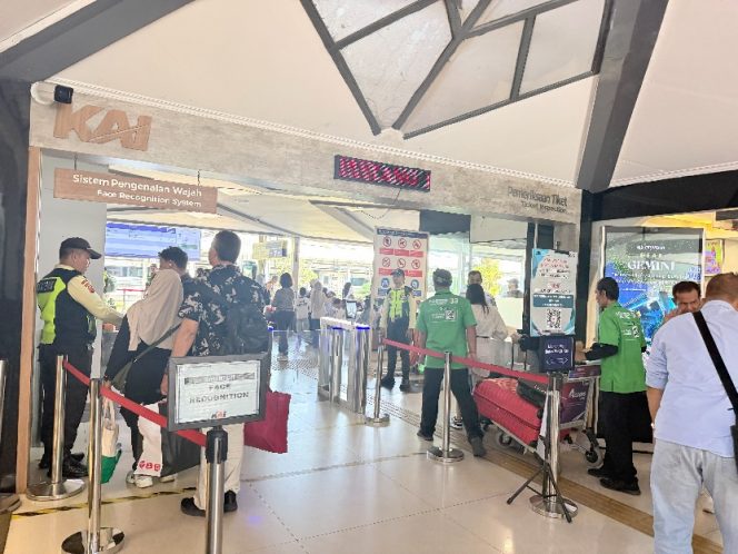 
 1,15 Juta Tiket Diskon Libur Sekolah Telah Dipesan, KAI Catat Mobilitas Antarkota dan Aglomerasi Menguat