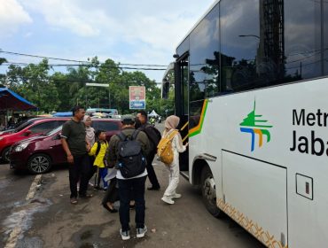 Bus Metro Trans Jabar