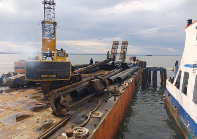
 Dermaga 1 Penajam, Kaltim
