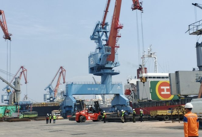 
 Suasana geliat perekonomian di Pelabuhan Tanjung Priok (omy)
