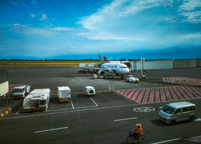 
 Armada pesawat di Bandara