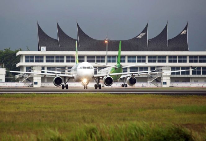
 Bandar Minangkabau, Padang