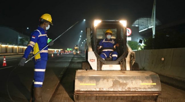 Perbaikan rutin jalan tol