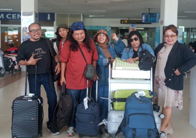 
 Peserta dan Undangan PPN XIV Tiba di Bandara Iskandar Muda, Disambut Hangat Panitia