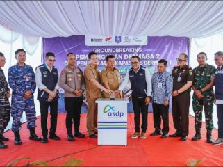 Grounbreaking dermaga II Pelabuhan Tanjung Kalian