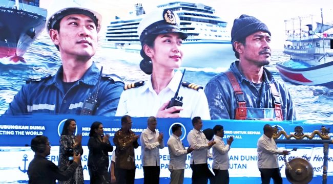 Wamenhub memukul gong, buka Maritim Career & Industry Expo 2026