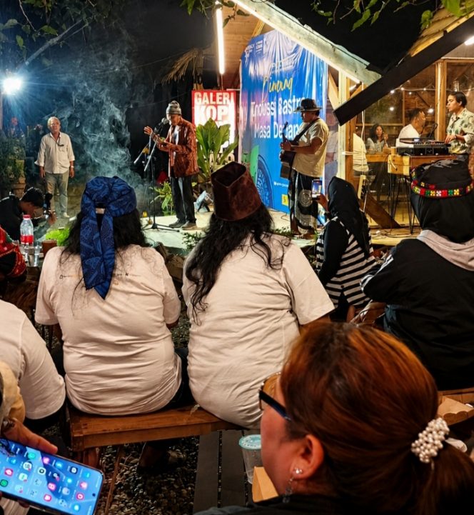 
 Parade Baca Puisi PPN XIV Berlangsung Seharian, Ditutup di Galeri Kopi Aceh Tengah