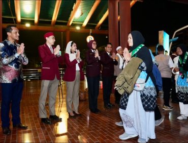 Jemaah umrah di Bandara Soetta