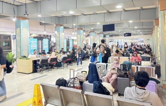 
 Mau Liburan Naik Kereta? KAI Beri Diskon Tarif Ekonomi Komersial 30 Persen