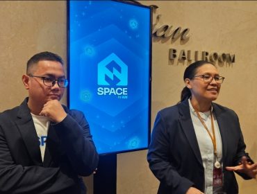 Executive Vice President of Sales KAI, Zuhril Alim bersama Vice President Corporate Communication KAI Anne Purba, saat pemaparan peluncuran resmi Space by KAI di Jakarta pada Rabu (10/6/2026).