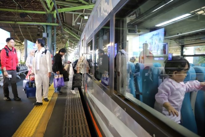 
 Mulai 18 Juni, KAI Operasikan KA Pandalungan 2 Gambir–Jember PP, Tiket Perdana Mulai Rp525 Ribu