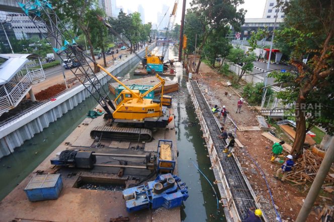 
 Normalisasi Ciliwung Telan Anggaran Rp300 M: 1 RT Pasti Hilang, Banjir Belum Tentu 
