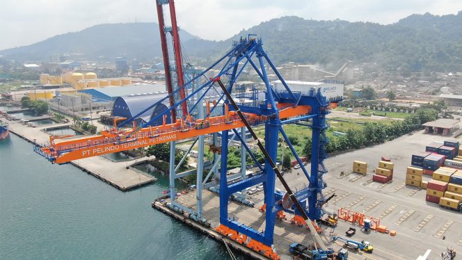 
 Modernisasi Alat, IPC TPK Panjang Resmi Operasikan QCC 004