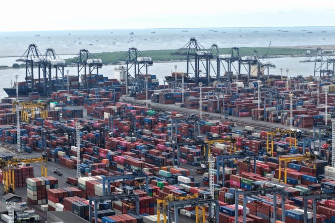 
 ⁠Dukung Kelancaran Arus Logistik Pelabuhan, KSOP Utama Tanjung Priok berikan kebijakan penyesuaian YOR