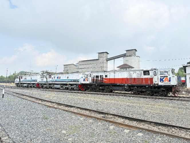 
 Wow Banyak! KAI Kelola 12.856 Sarana Perkeretaapian untuk Dukung Mobilitas dan Logistik Nasional, Ini Dia Rinciannya
