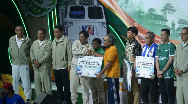 Sebanyak 1.674 atlet dan peserta seni dari 17 kontingen mengikuti sembilan cabang olahraga dan dua cabang seni; KAI menyerahkan santunan total Rp20 juta kepada empat mantan atlet.