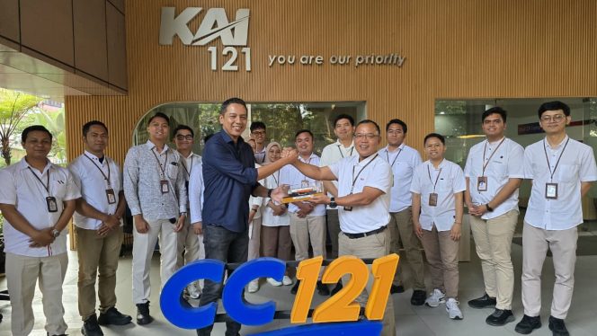 
 KAI Services Pelajari Pengelolaan Layanan Pelanggan di Contact Center 121 KAI