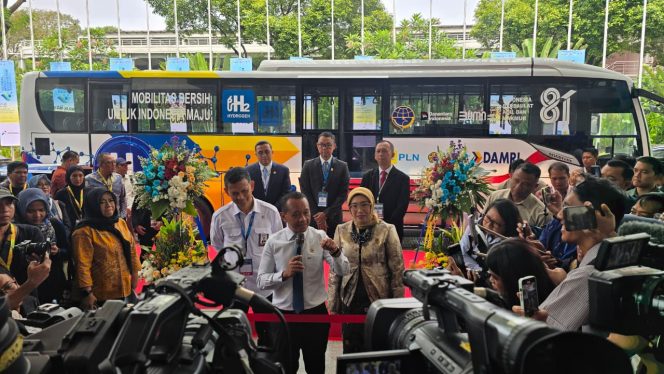 
 DAMRI Dukung Kehadiran Bus Hydrogen–Diesel Dual Fuel Pertama di Indonesia