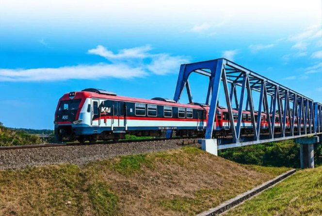 
 KAI Tingkatkan Efisiensi Energi, Konsumsi Turun 15,39 Persen di Tengah Lonjakan Pelanggan