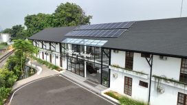 Penel solar di gedung KAI. (Ist)