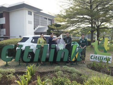 Penyerahan hadiah Citilink