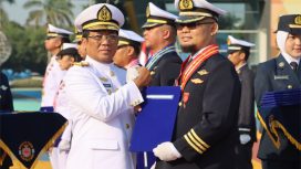 Dirjen Mashyud saat melepas lulusan STIP Indonesia