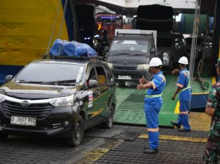 Layanan di Pelabuhan Penyeberangan