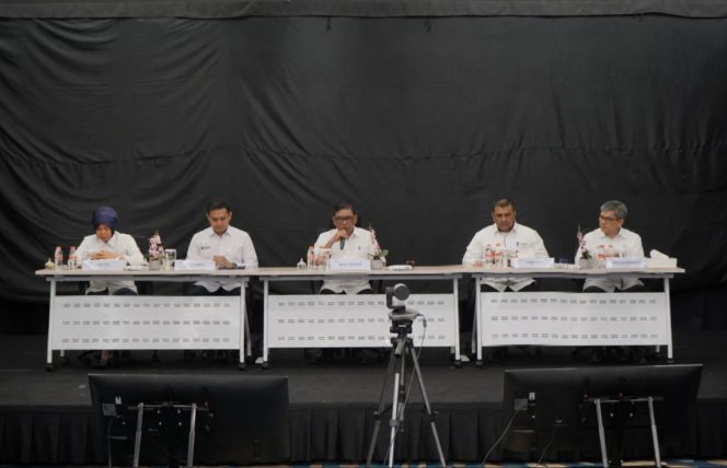 
 Forum Komunikasi Strategis