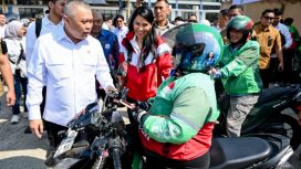 Menhub Dudy dan CEO Grab Neneng sapa mitra pengemudi