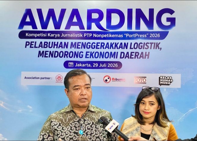 
 Dirut PTP Nonpetikemas didampingi Corsec