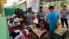 Sebanyak 265 anak penyintas banjir di Aceh Tamiang mengikuti program khitan gratis yang digelar relawan dari Bekasi, Jawa Barat, Kamis (2/7/2026). (Foto:Serambinews)