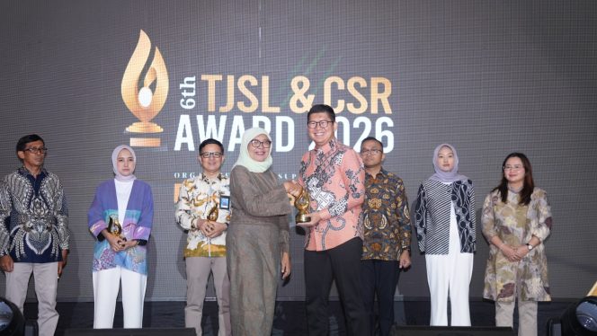 
 GEMBIRA dan KUAT Jadi Bukti Komitmen IPCC, Raih Penghargaan TJSL 2026