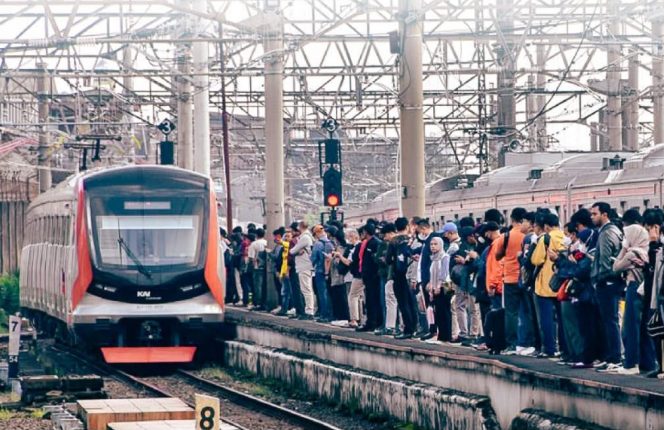 
 KAI Jaga Keterjangkauan Mobilitas, Transportasi Publik Bantu Masyarakat Mengelola Biaya Perjalanan
