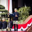 Direktur Utama PT Kereta Api Indonesia (Persero) Bobby Rasyidin memimpin Upacara Peringatan HUT ke-81 Kemerdekaan Republik Indonesia di Kantor Pusat KAI, Bandung, Senin (17/8/2026).