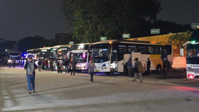 
 Masyarakat Bepergian Melonjak, DAMRI Layani Puluhan Ribu Pelanggan pada Libur Panjang Bulan Agustus 2026