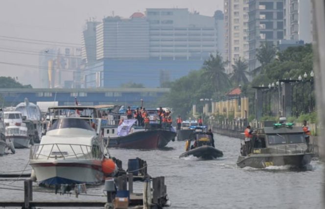 
 Transportasi Laut