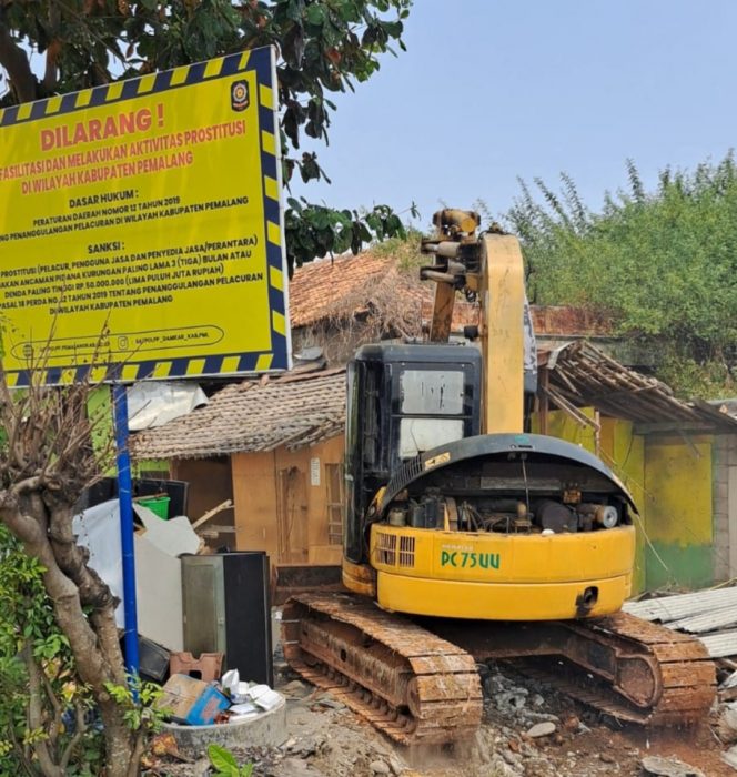 
 Penertiban lahan