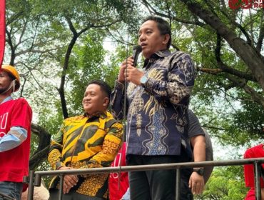 Orasi Serikat Pekerja PT DKI