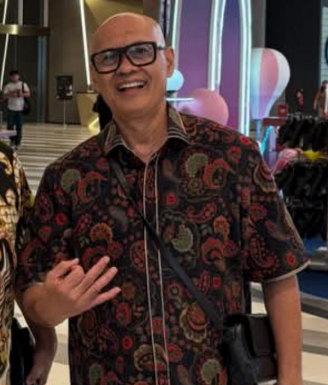 
 Catatan Iwan Piliang: Ketika Era Kolusi Memasuki Senja